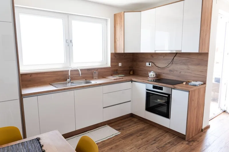 Fully equipped kitchen